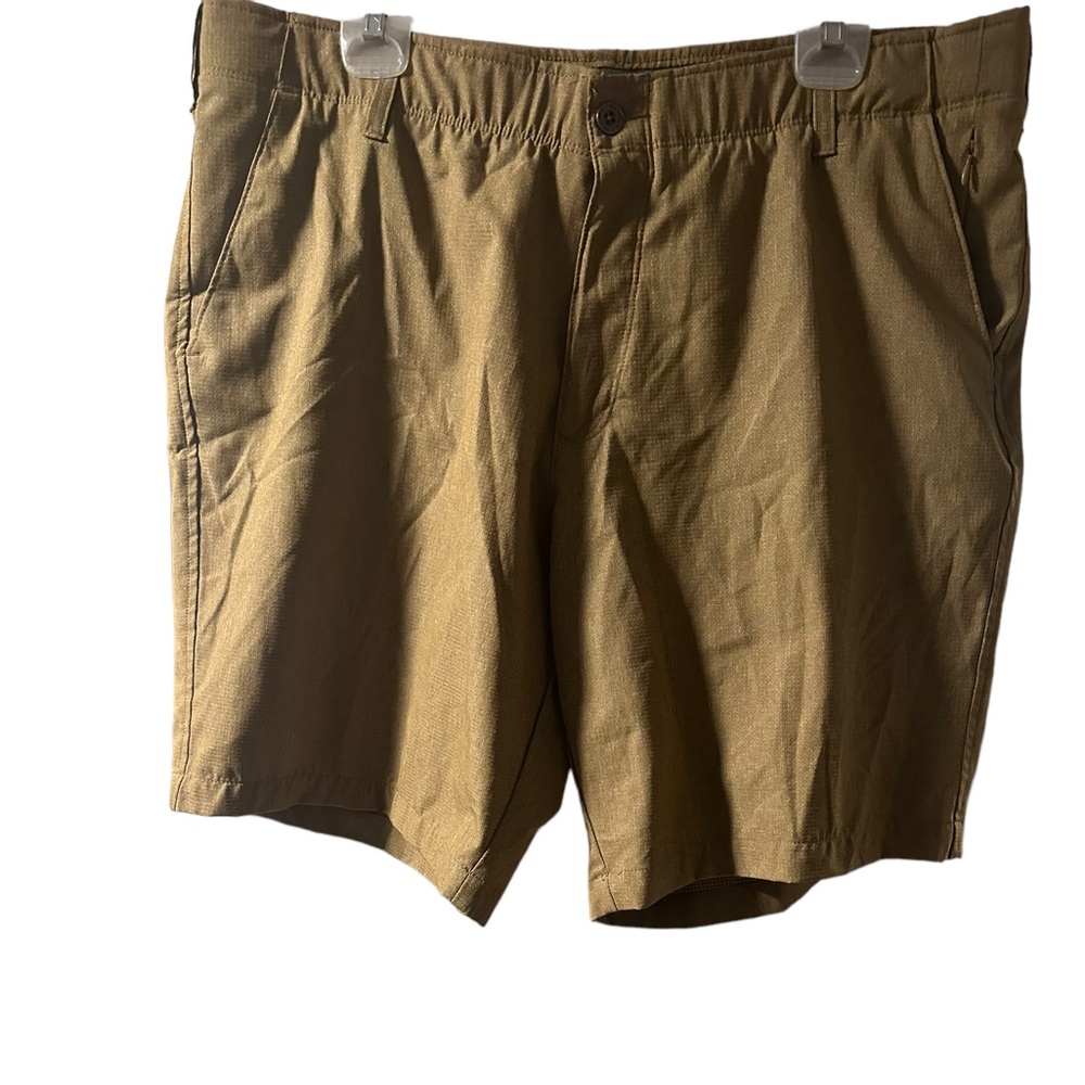 Swiss tech light weight men’s shorts size 40